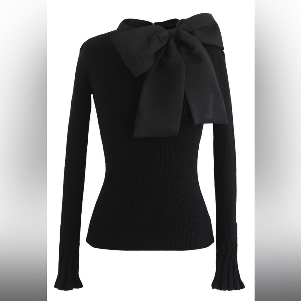 • black bow sweater top